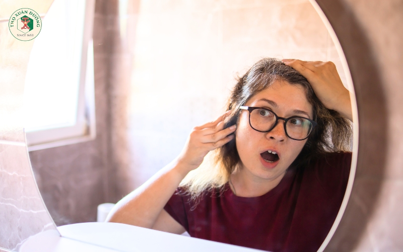 Huyết hư và hiện tượng tóc bạc sớm